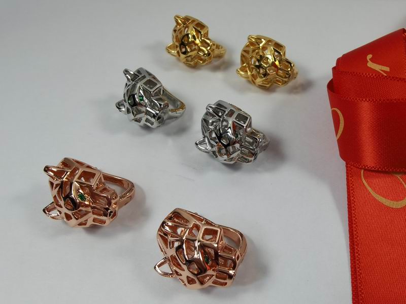 Cartier earring 11lyx15